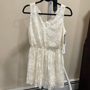 BB Dakota white lace dress